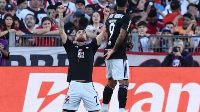 Deportivo Riestra artwork 5