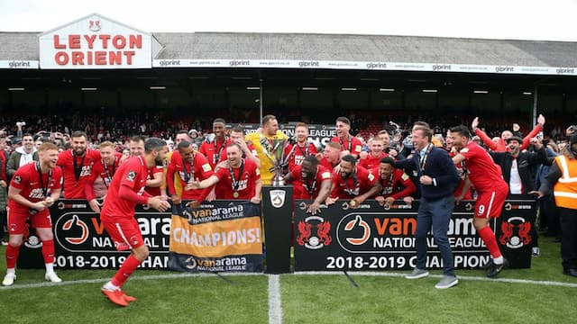 Leyton Orient artwork 6