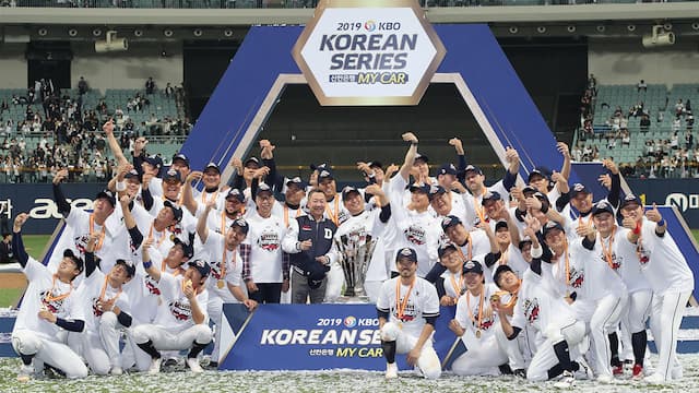 Doosan Bears artwork 7
