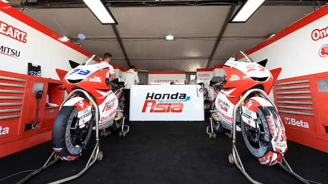 Honda Team Asia artwork 8